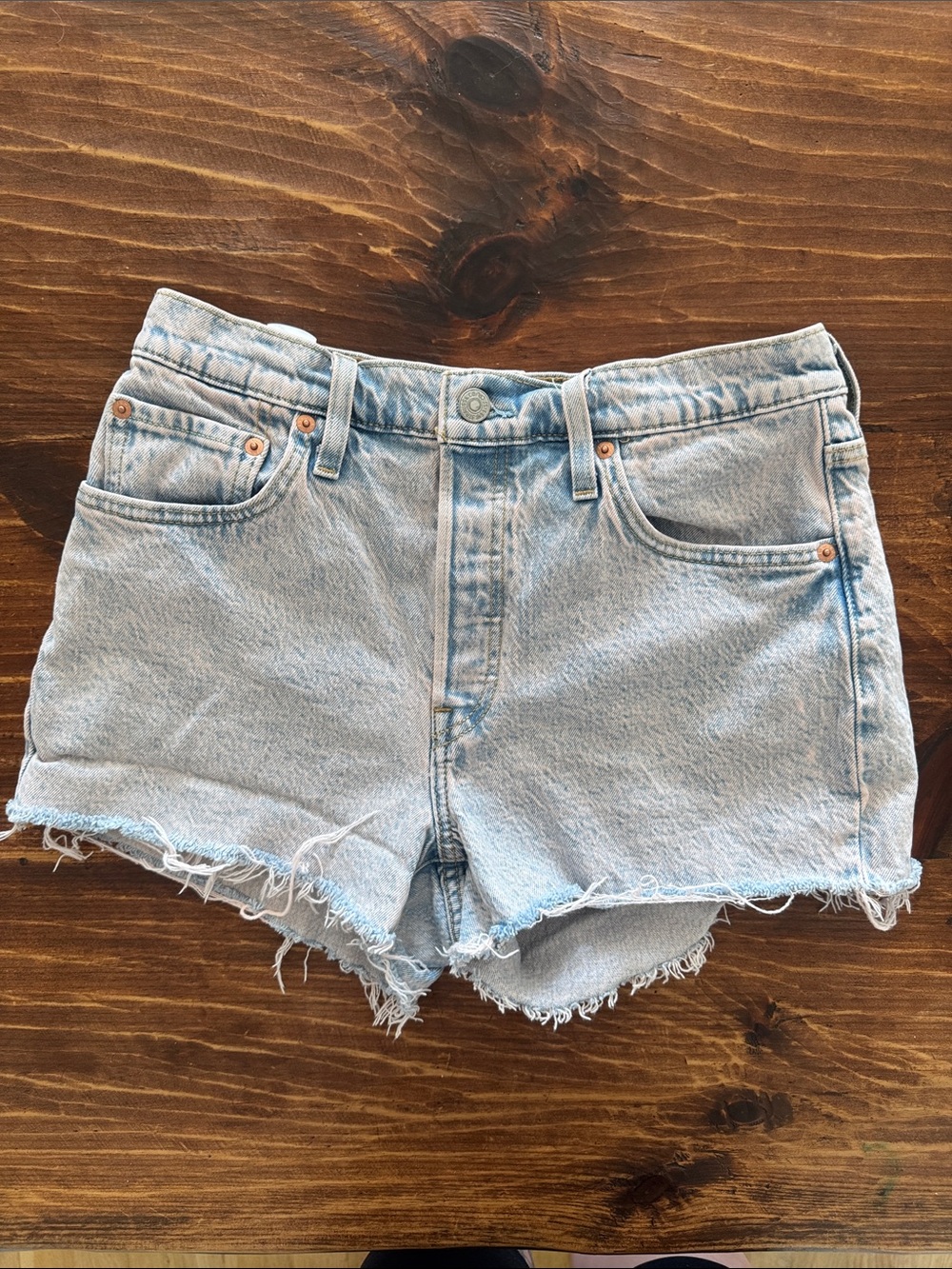 EUC Levi's 501 Original Shorts Rose Water 29